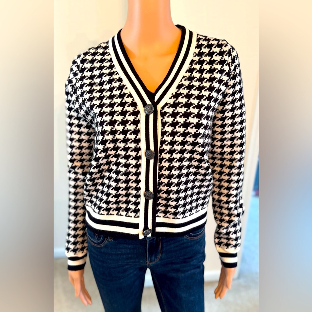 Cyrus Black and White Houndstooth V-Neck Cardigan